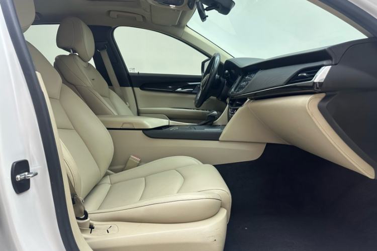 Used Cadillac CT6 2017 28T Fashion Edition Interior 3