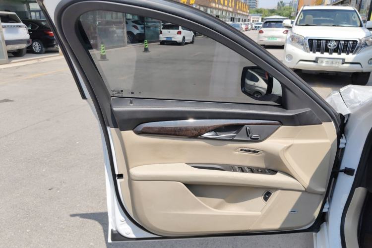 Used Cadillac CT6 2017 28T Fashion Edition Interior 7