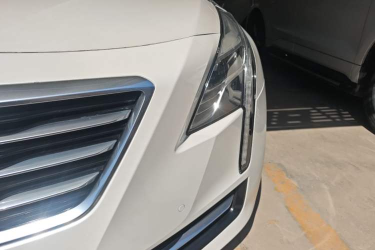 Used Cadillac CT6 2017 28T Fashion Edition Left Front Headlight