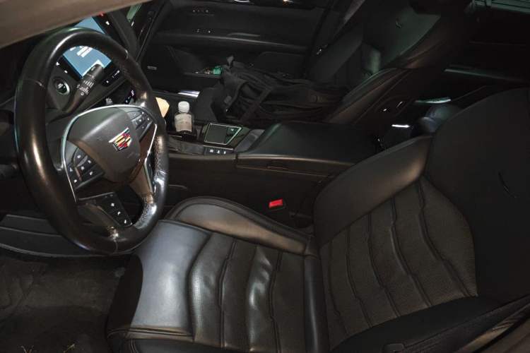 Used Cadillac CT6 2017 28T Platinum Edition Left Front Seat