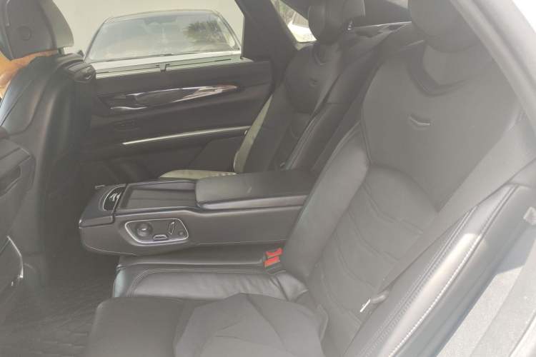 Used Cadillac CT6 2017 28T Platinum Edition Left Rear Seat
