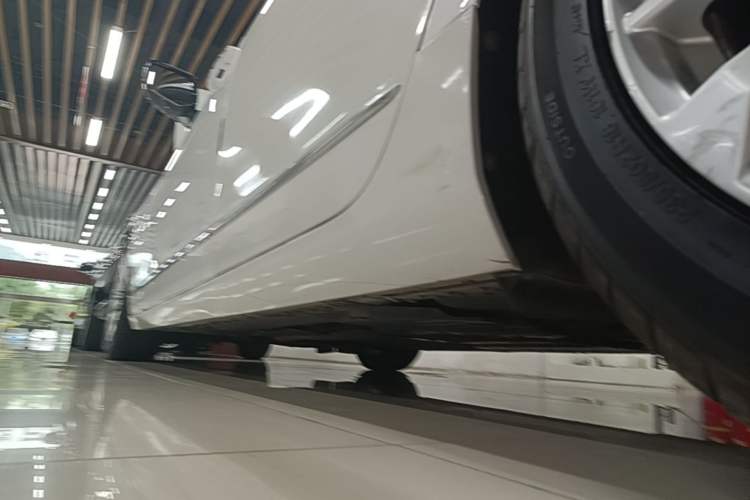 Used Cadillac CT6 2017 28T Fashion Edition Left Side Sill