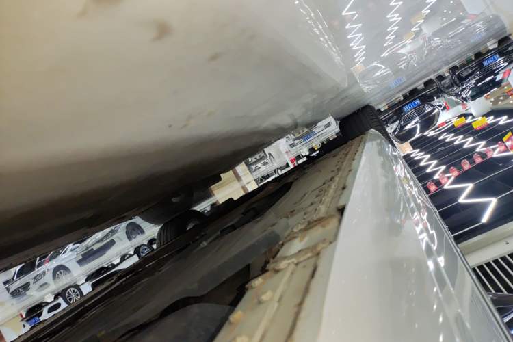 Used Cadillac CT6 2017 28T Elite Model Left Side Sill