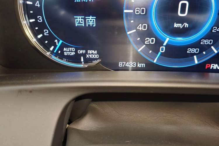 Used Cadillac CT6 2017 28T Luxury Model Odometer Close Up