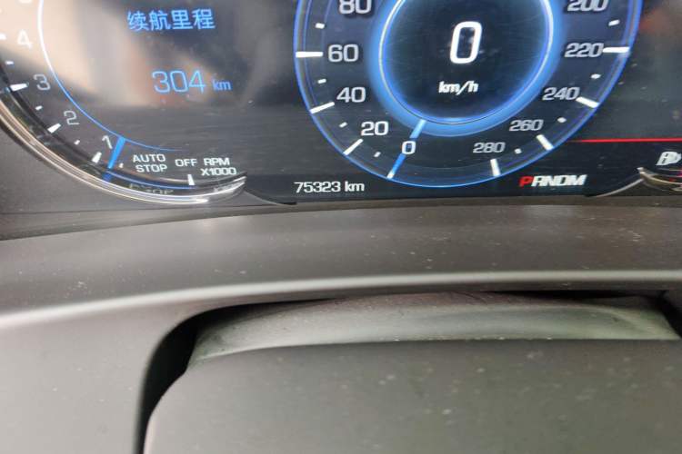 Used Cadillac CT6 2017 28T Platinum Edition Odometer Close Up
