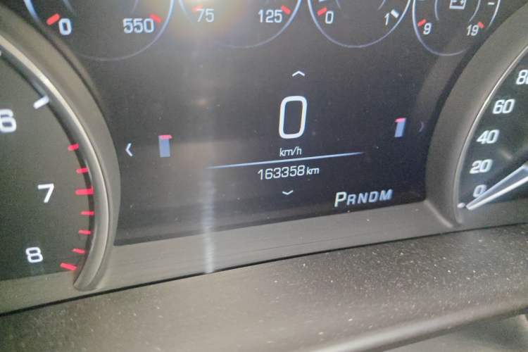 Used Cadillac CT6 2017 28T Fashion Edition Odometer Close Up