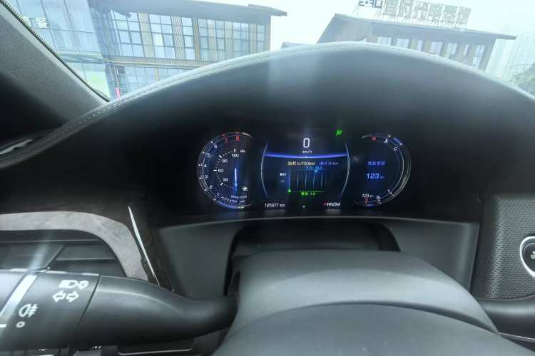 Used Cadillac CT6 2017 28T Luxury Model Odometer Close Up