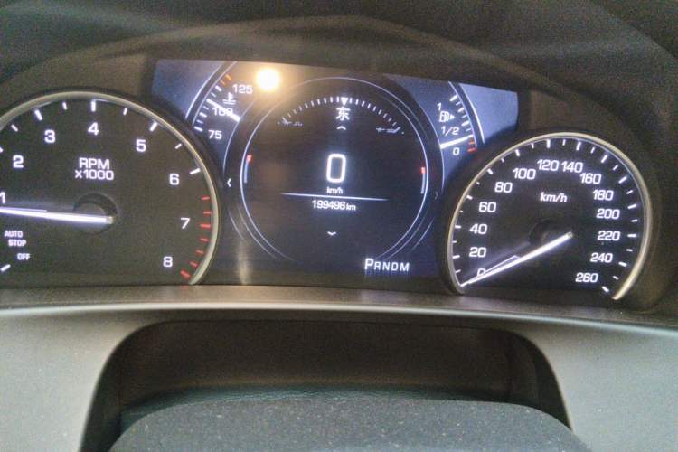 Used Cadillac CT6 2017 28T Fashion Edition Odometer Close Up