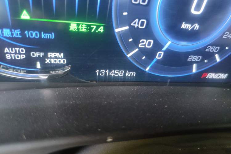 Used Cadillac CT6 2017 28T Luxury Model Odometer Close Up