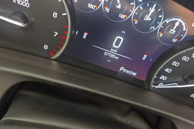 Used Cadillac CT6 2017 28T Elite Model Odometer Close Up