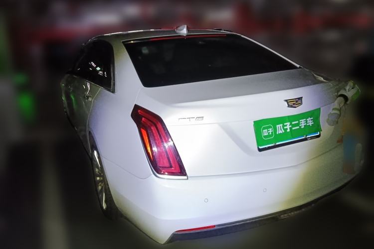 Used Cadillac CT6 2017 28T Fashion Edition Rear Left 45 Deg