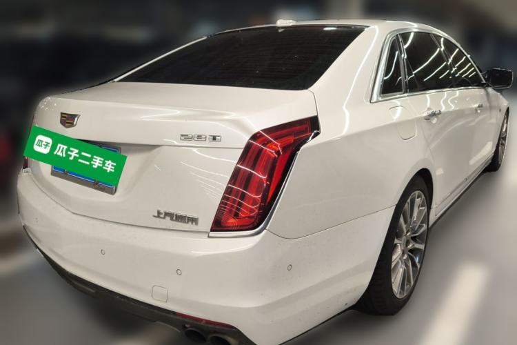 Used Cadillac CT6 2017 28T Platinum Edition Rear Right 45 Deg