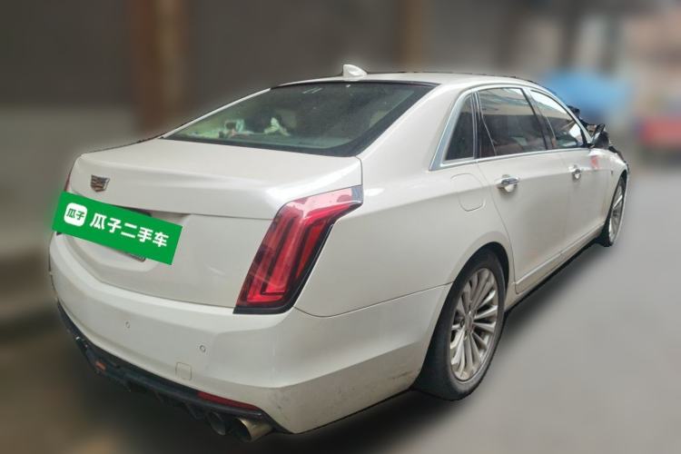 Used Cadillac CT6 2017 28T Fashion Edition Rear Right 45 Deg