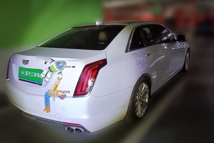Used Cadillac CT6 2017 28T Fashion Edition Rear Right 45 Deg