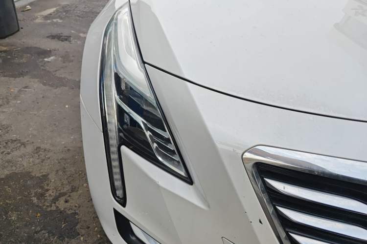 Used Cadillac CT6 2017 28T Luxury Model Right Front Headlight