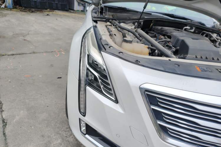 Used Cadillac CT6 2017 28T Platinum Edition Right Front Headlight