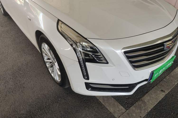 Used Cadillac CT6 2017 28T Luxury Model Right Front Headlight