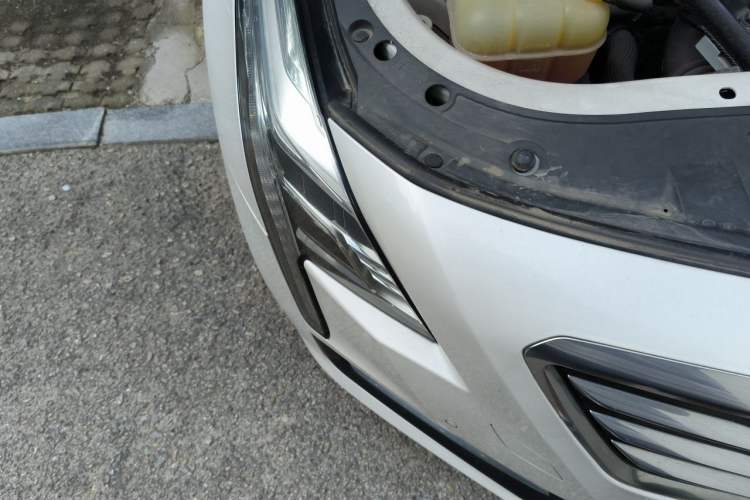 Used Cadillac CT6 2017 28T Fashion Edition Right Front Headlight