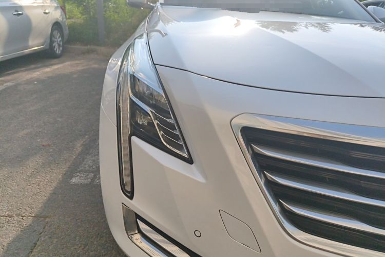 Used Cadillac CT6 2017 28T Elite Model Right Front Headlight
