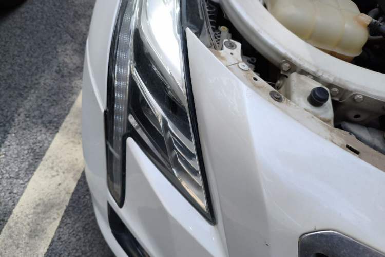 Used Cadillac CT6 2017 28T Luxury Model Right Front Headlight