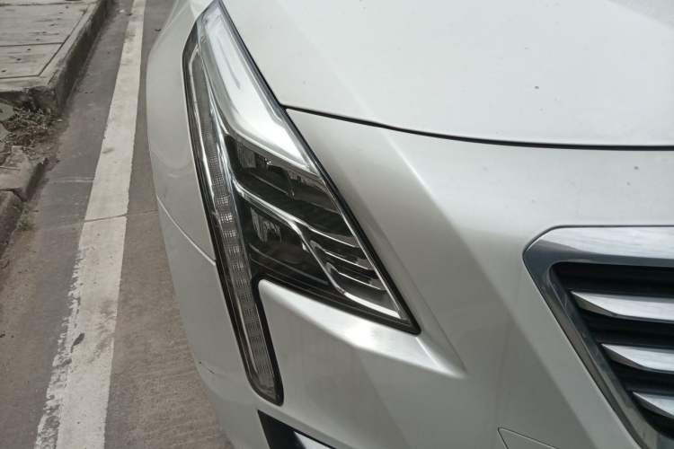 Used Cadillac CT6 2017 28T Luxury Model Right Front Headlight