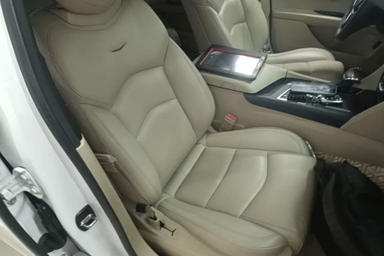 Used Cadillac CT6 2017 28T Fashion Edition Right Front Seat