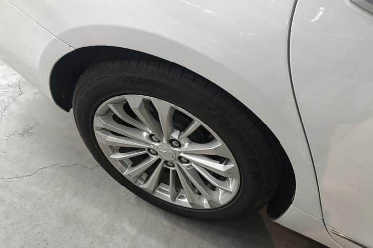 Used Cadillac CT6 2017 28T Luxury Model Right Rear Wheel Hub