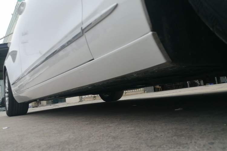 Used Cadillac CT6 2017 28T Fashion Edition Right Side Sill