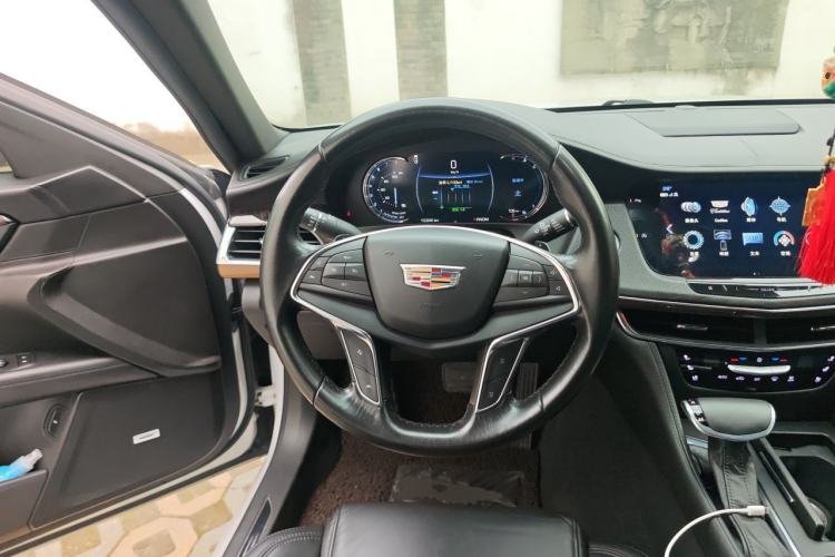 Used Cadillac CT6 2017 28T Luxury Model Steering Wheel