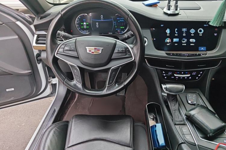Used Cadillac CT6 2017 28T Luxury Model Steering Wheel