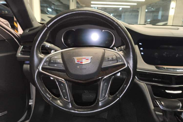 Used Cadillac CT6 2017 28T Platinum Edition Steering Wheel