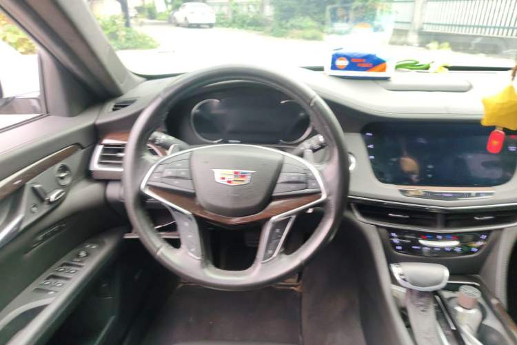 Used Cadillac CT6 2017 28T Platinum Edition Steering Wheel
