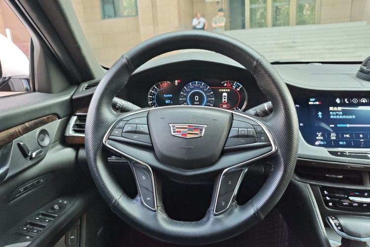Used Cadillac CT6 2017 28T Luxury Model Steering Wheel
