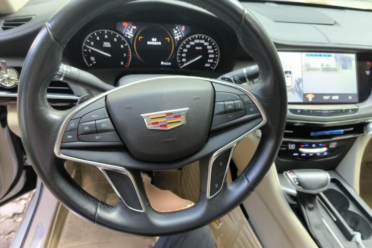 Used Cadillac CT6 2017 28T Fashion Edition Steering Wheel