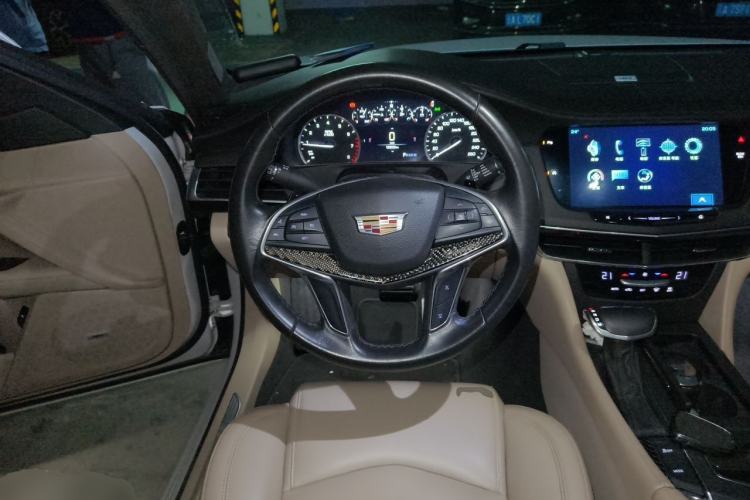 Used Cadillac CT6 2017 28T Fashion Edition Steering Wheel
