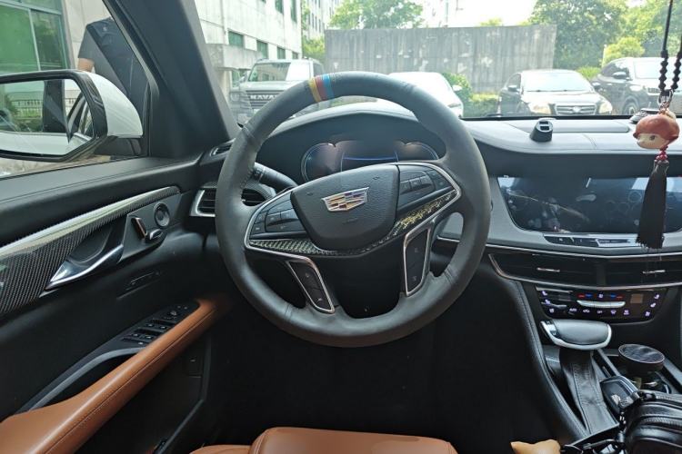 Used Cadillac CT6 2017 28T Premier Model Steering Wheel