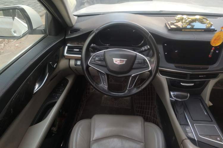 Used Cadillac CT6 2017 28T Luxury Model Steering Wheel