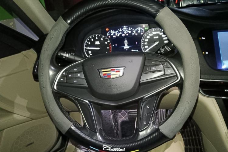 Used Cadillac CT6 2017 28T Fashion Edition Steering Wheel