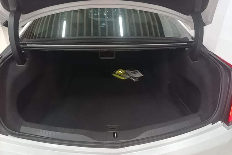 Used Cadillac CT6 2017 28T Fashion Edition Trunk