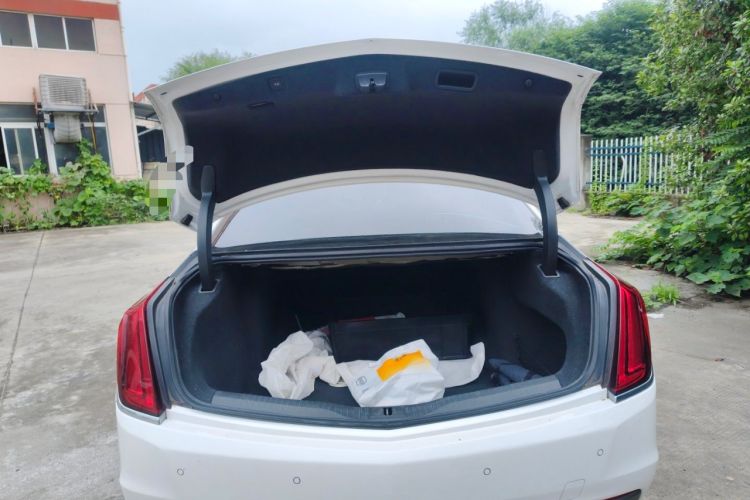 Used Cadillac CT6 2017 28T Platinum Edition Trunk