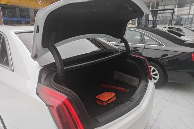 Used Cadillac CT6 2017 28T Luxury Model Trunk