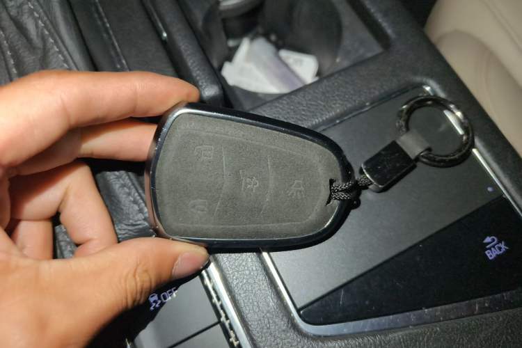 Used Cadillac CT6 2017 28T Fashion Edition Vehicle Key