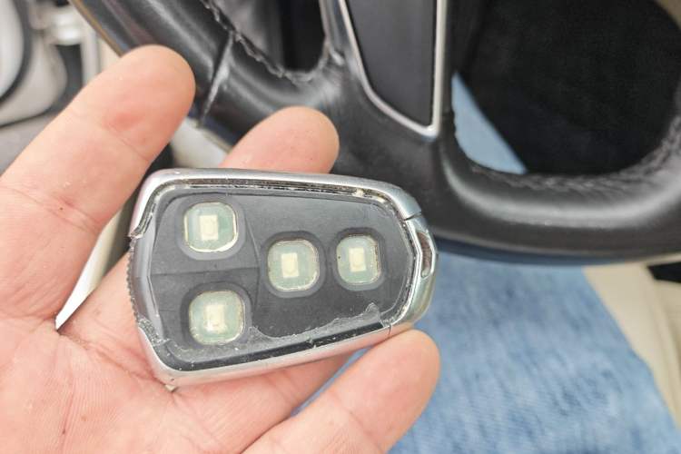 Used Cadillac CT6 2017 28T Fashion Edition Vehicle Key