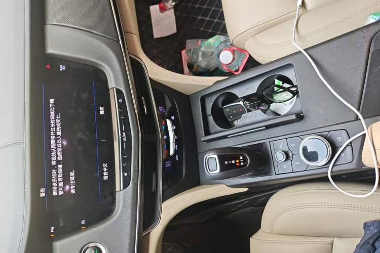 Used Cadillac CT6 2019 28T Fashion Edition Audio And AC Panel
