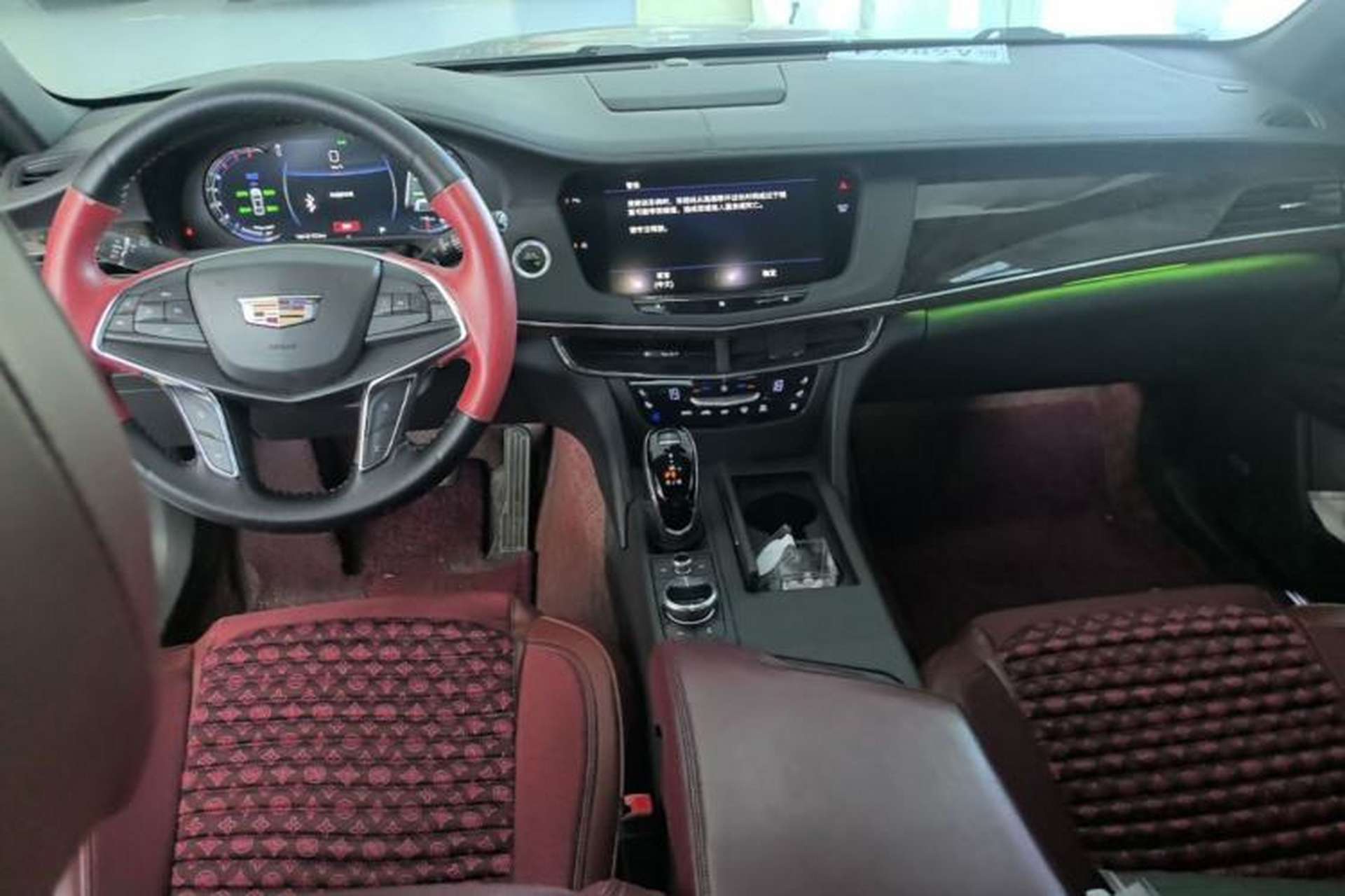 Used Cadillac CT6 2019 28T Luxury Model Center Console