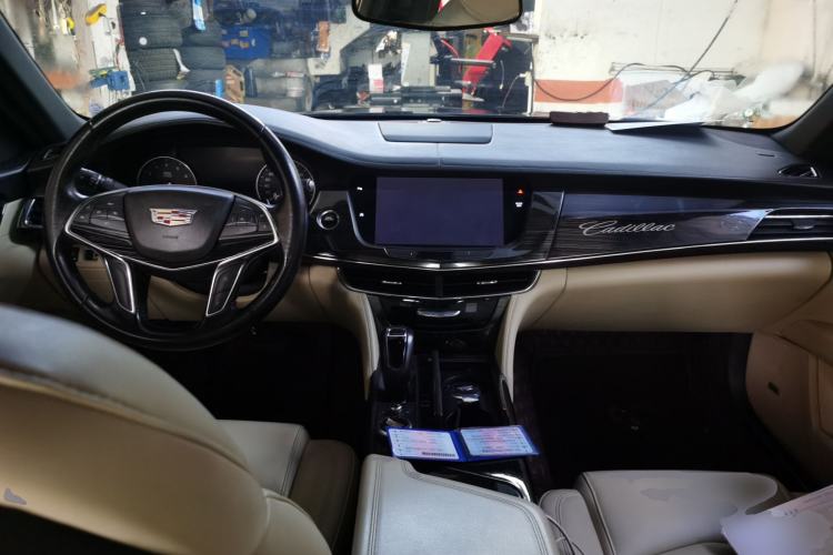 Used Cadillac CT6 2019 28T Fashion Edition Center Console