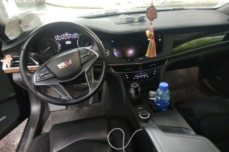 Used Cadillac CT6 2019 28T Luxury Model Center Console