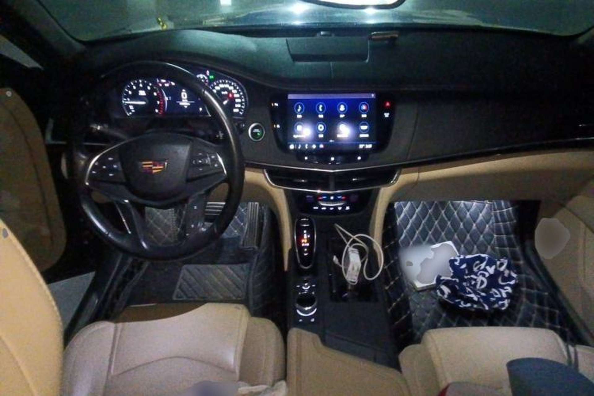 Used Cadillac CT6 2019 28T Fashion Edition Center Console