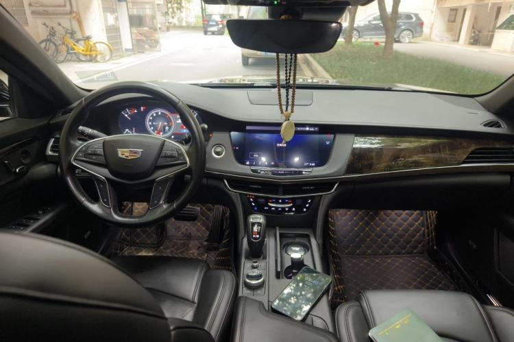 Used Cadillac CT6 2019 28T Luxury Model Center Console