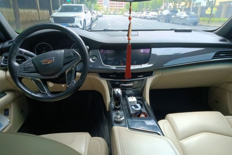 Used Cadillac CT6 2019 28T Fashion Edition Center Console